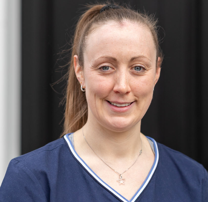 Can I eat normally while wearing functional appliances?